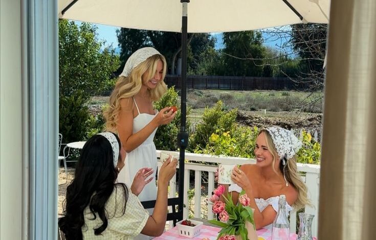 Sevgiyle Yaşayan, Cennetin Güzelliğini Hisseder