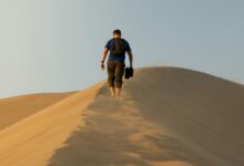 İNSAN İMTİHAN OLMAKTADIR