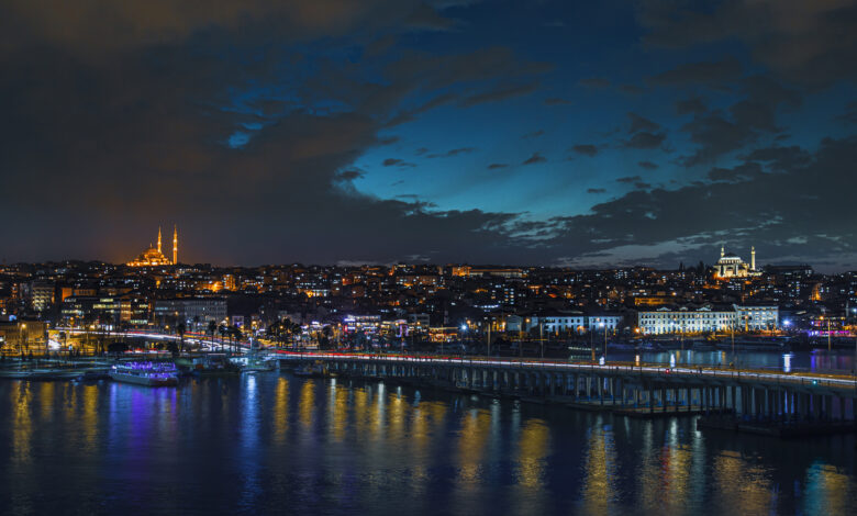 Rabbimiz'den bir esenlik: Kadir gecesi