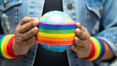 Homoseksüellik klanına dikkat!